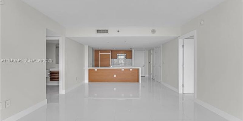 Miami Condo: 50 Biscayne Blvd