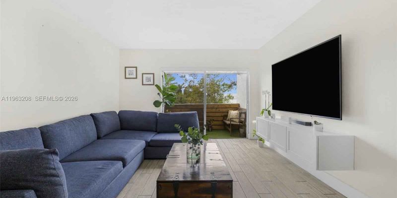 Miami Apartment: 7801 NE 4th Ct