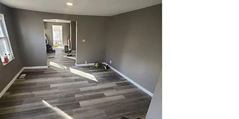 St. Louis House: 2851 Lyndhurst Ave