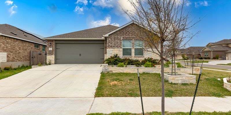 Leander House: 1641 Catahoula Dr