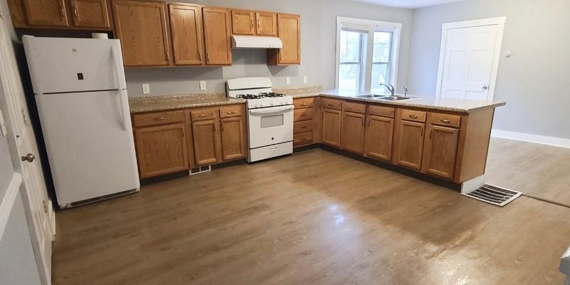 Providence Apartment: 97 Hawkins St