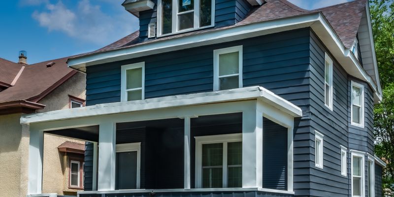 Minneapolis Apartment: 1600 N Irving Ave