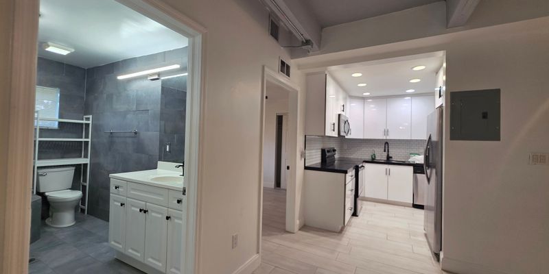 Miami Beach Apartment: 1777 Michigan Ave