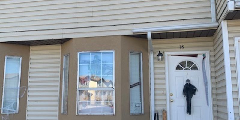 Vernal House: 1350 West 100 North #35