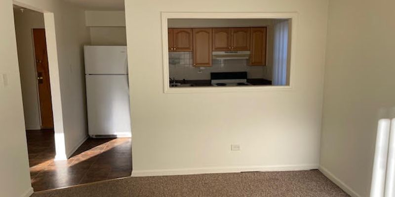 Worth Apartment: 11419 S Harlem Ave