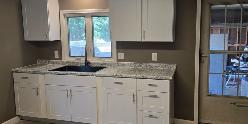 Howe House: 3145 E 700 N