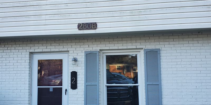 Charlotte Apartment: 2808 Mayfair Avenue