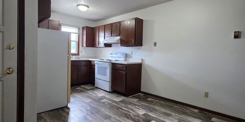 Kitchen 1.JPG