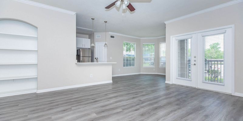 Houston Apartment: 1099 Bay Area Blvd