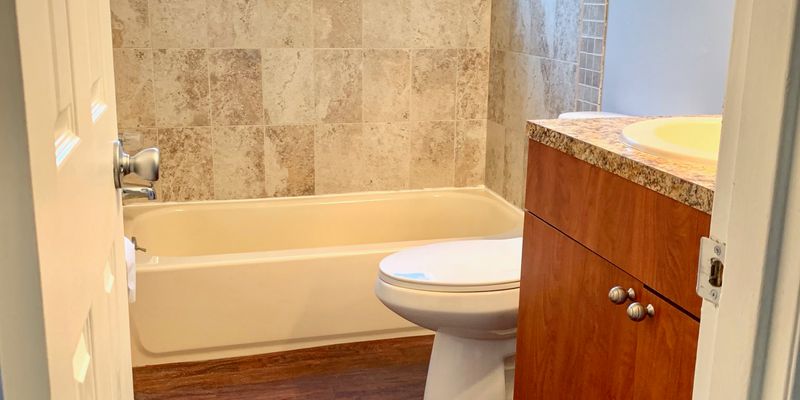 Fort Pierce Apartment: 410 Palm Avenue