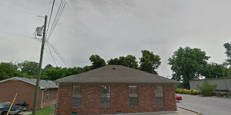 Gallatin Apartment: 145 College Street