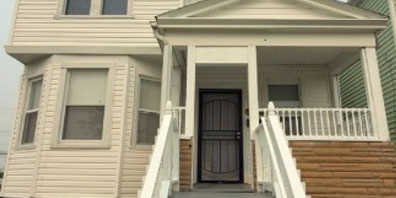 Detroit House: 2152 Fairview St