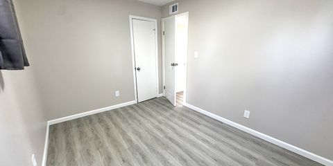 24833Lauren - 12.jpeg