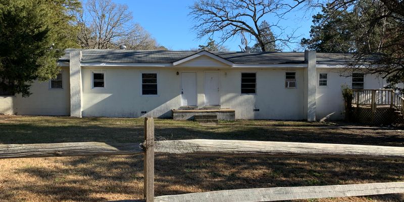 Fayetteville Apartment: 838 Anita Road