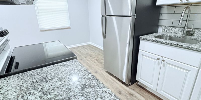 Louisville Apartment: 3814 Freedom Way