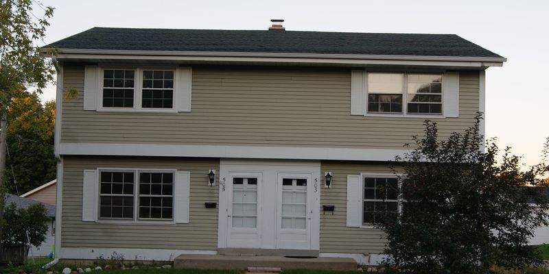 Waukesha House: 503 N Moreland Blvd