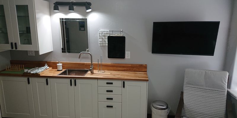 Arco Apartment: 326 Lost River Ave