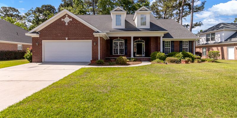 Richmond Hill House: 626 Marsh View Dr