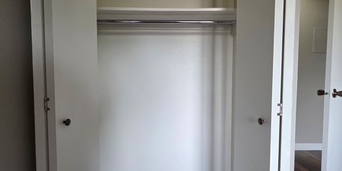 Closet 1.JPG