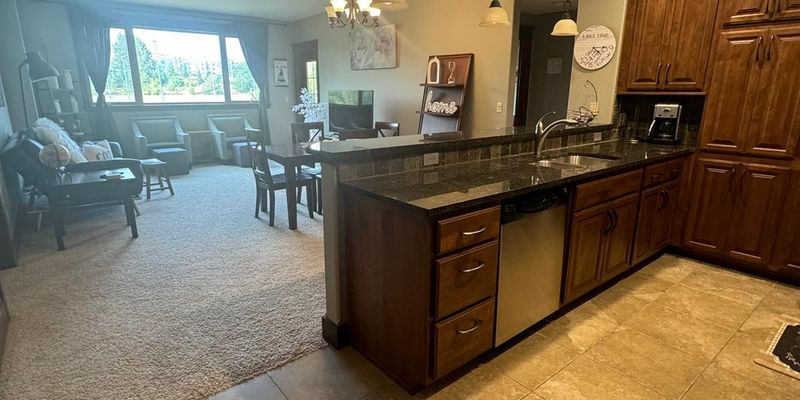 Coeur d'Alene House: 2051 N Main St