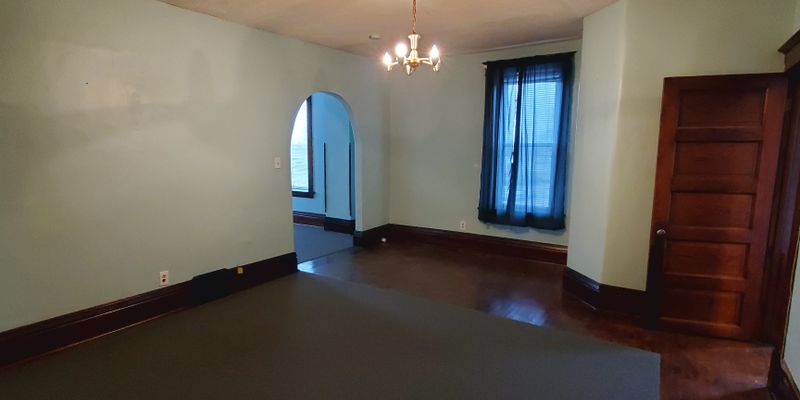 Genoa Apartment: 403 W Main St