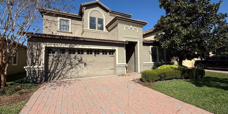 Four Corners House: 9032 Shadow Mountain St