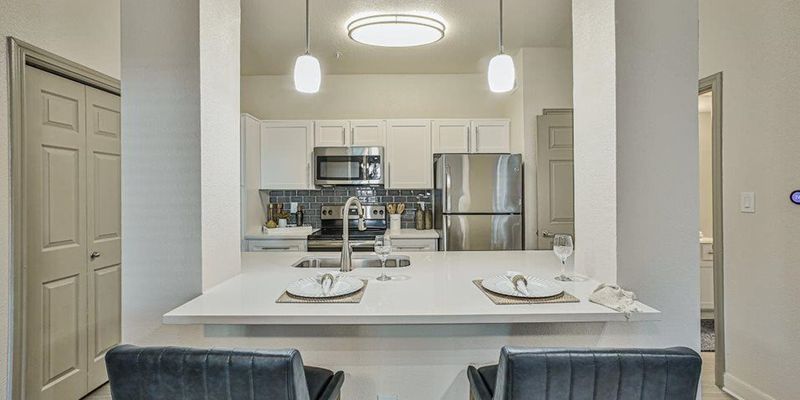 Houston Apartment: 12592 Whittington Dr