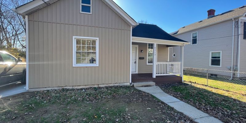 Cincinnati House: 6313 Chandler St
