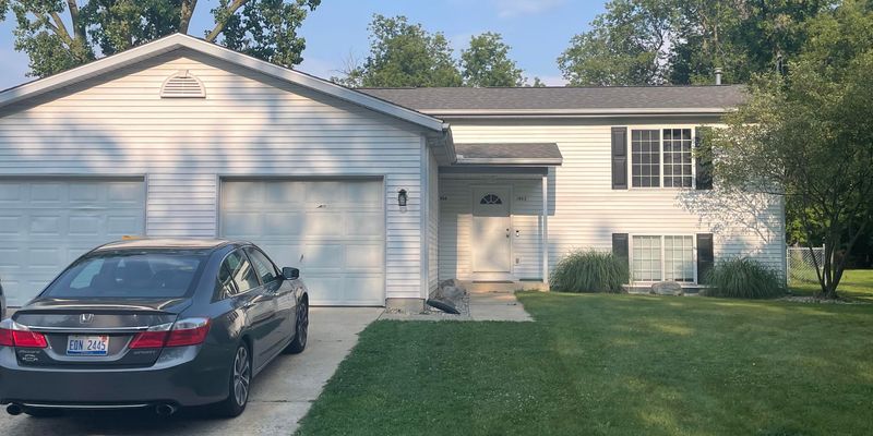 Grand Rapids House: 1952 Ball Ave