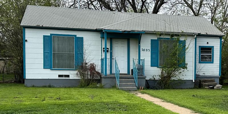 Waco House: 2605 Mitchell Ave