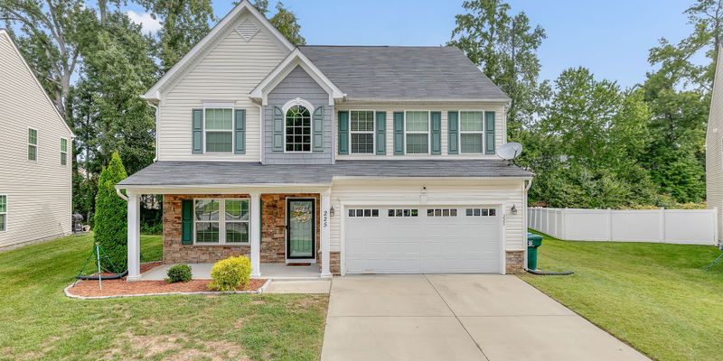 Newport News House: 225 Mayberry Ct