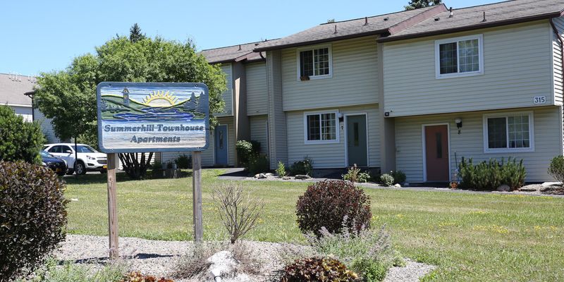 Ithaca Townhome: 222 Summerhill Dr