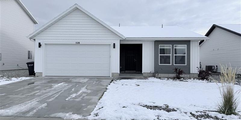 Logan House: 528 N 1100 N