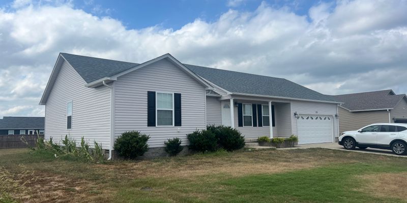 Bowling Green House: 153 Spokane Ct