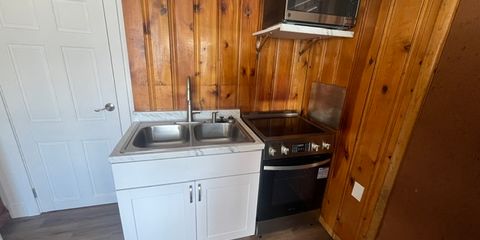 Kitchen Unit 3.JPEG