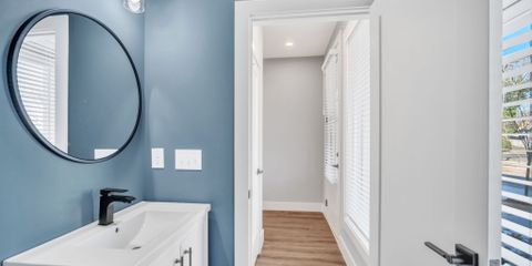 20-web-or-mls-4443-02299.jpg