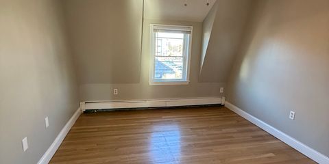 451W693c4a83770ab.jpg