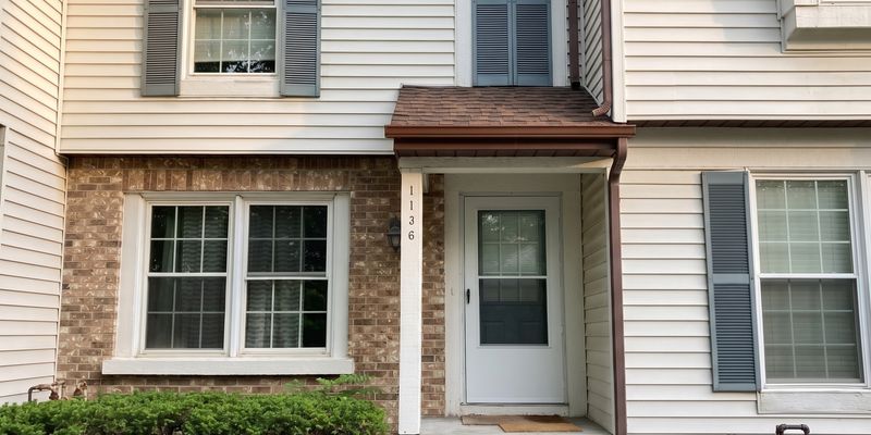 West Lafayette House: 1136 Anthrop Dr