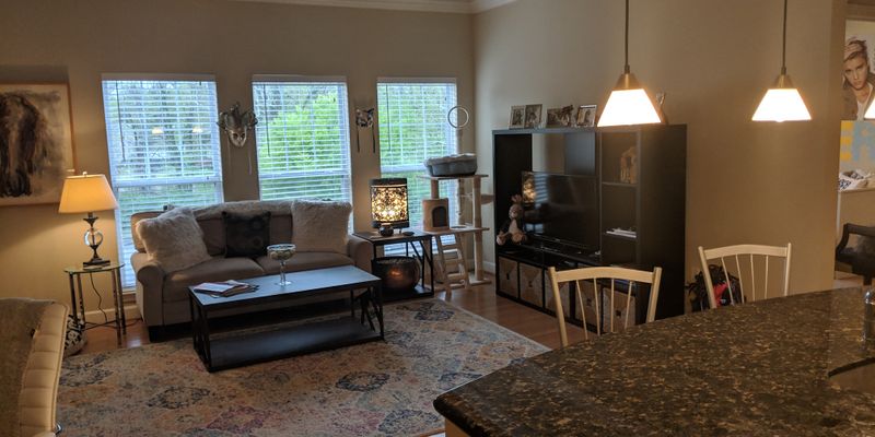 St. Louis House: 2756 Mcknight Crossing Court