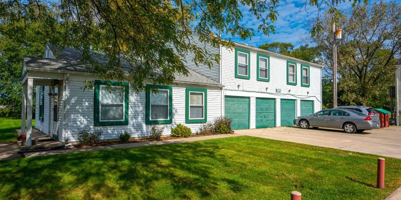 Merrillville Apartment: 824 West 59th Place