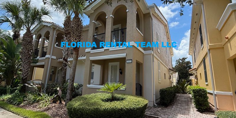 Orlando House: 11934 Nautica Dr