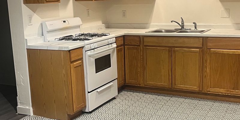 Syracuse Apartment: 155-57 W Ostrander Ave