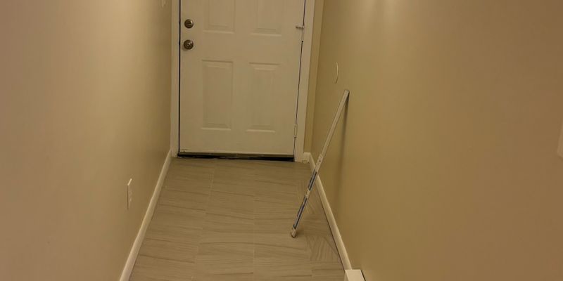 Waterbury Apartment: 114 Cooke St