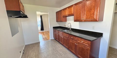 21027Waltham - 5.jpeg