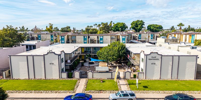 Phoenix Apartment: 6730 N 17th Ave