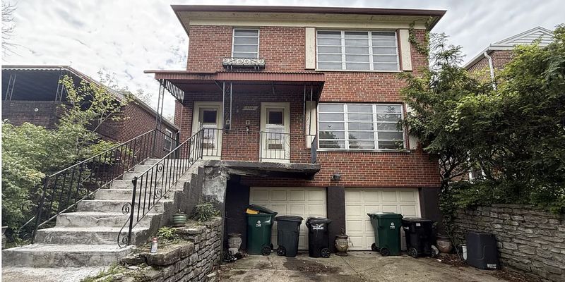 Cincinnati Apartment: 1111 Elm Park Dr