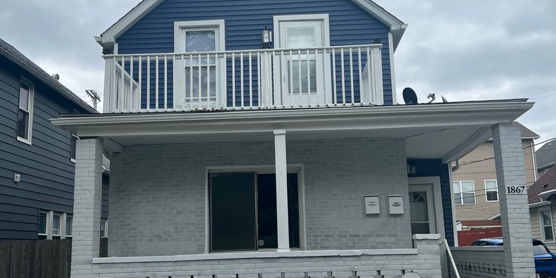 Cleveland Apartment: 1867 W 57th St