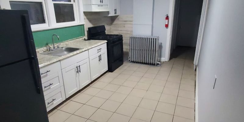 Trenton Apartment: 1112 S Broad St