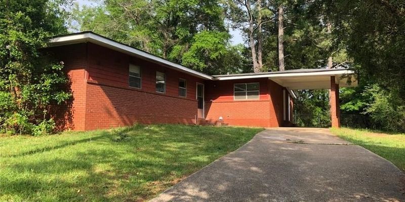 Ozark House: 507 Westview Dr