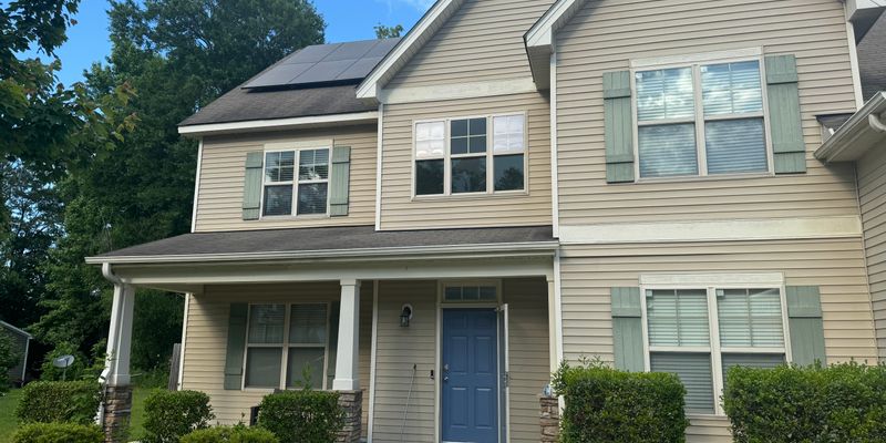 Fayetteville House: 3908 Glencorra Dr